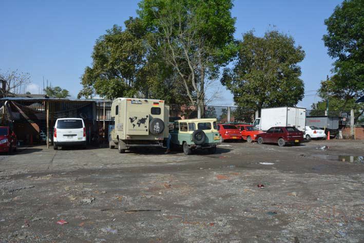 Bewachter Parkplatz, Popayan/Kolumbien