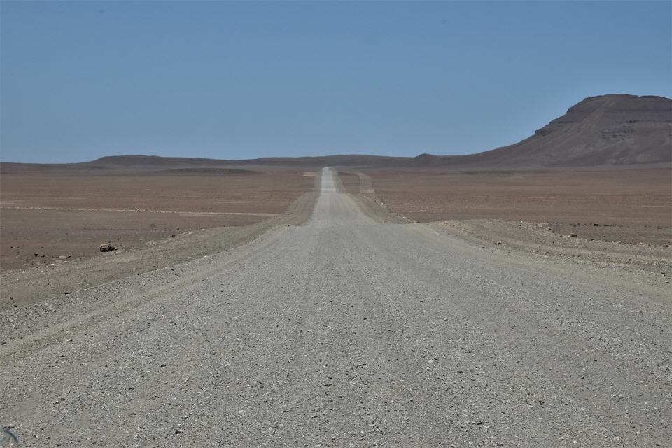 Schon der Weg an die Küste ist einsam...