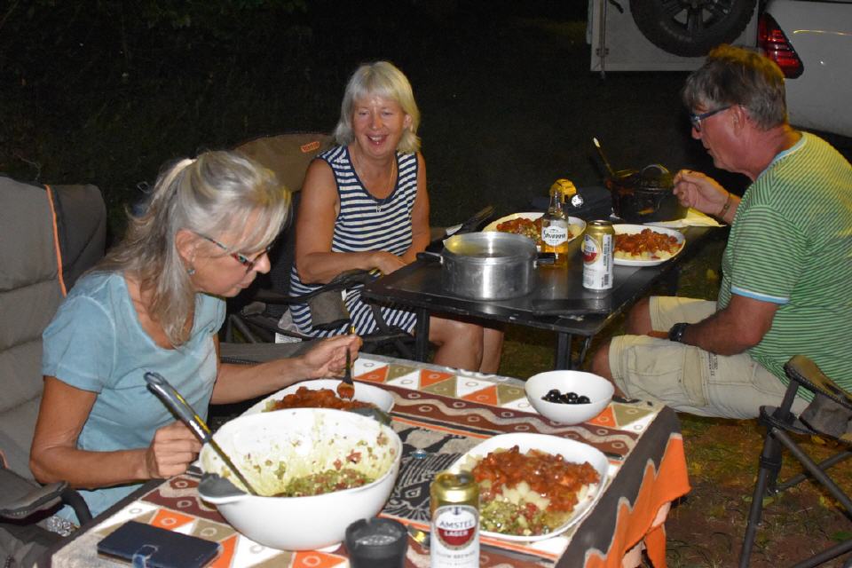 Und wieder ein leckeres Essen aus der "Buschküche".