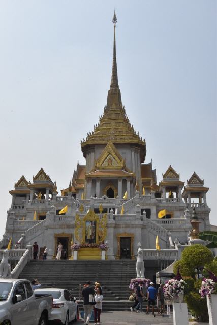 Wat Traimit in Chinatown
