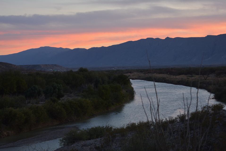 Übernachtungsplatz am Rio Grande